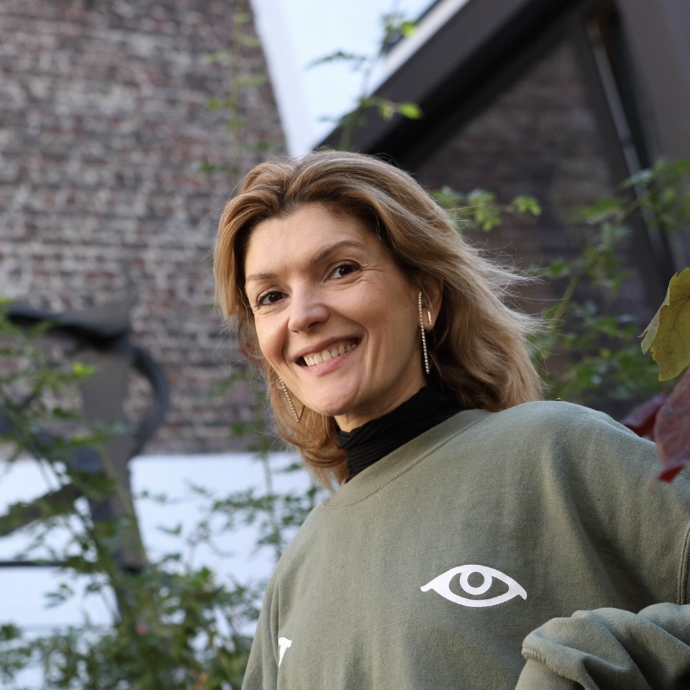 Elisa, professeur de yoga pour Yoga@Office